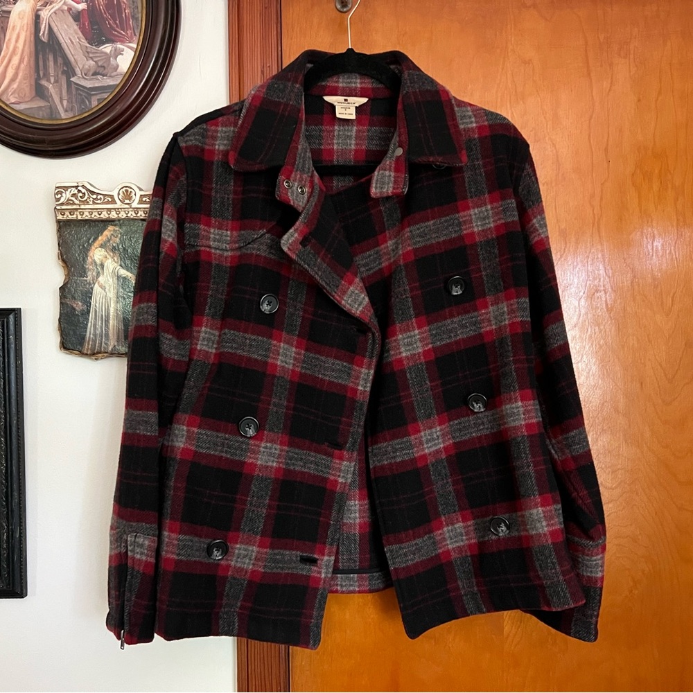 woolrich red and black buffalo plaid shirt jacket